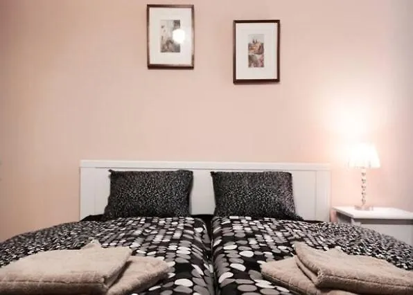 Apartment Vltavska A